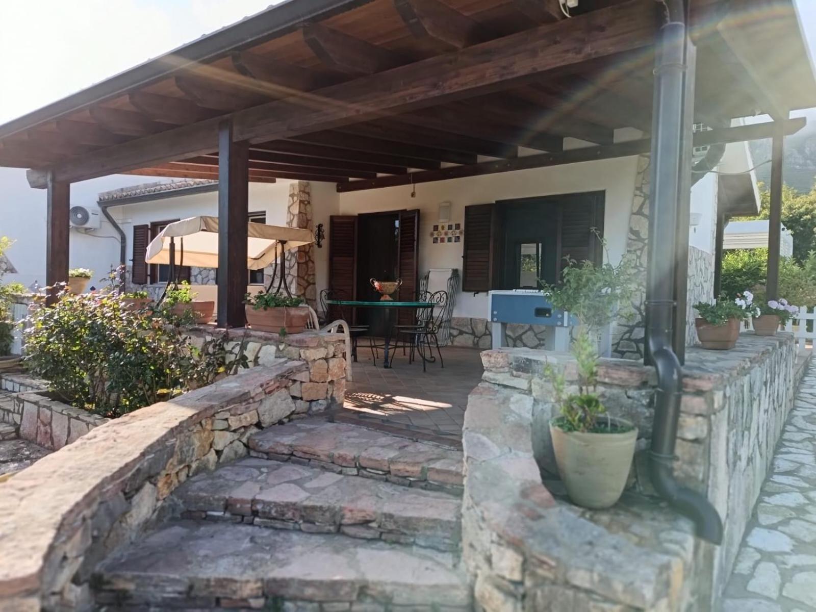 Villa Hibiscus Castellammare del Golfo Exterior photo